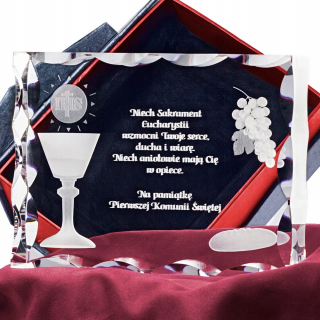 3D krištáľ # suvenír na prvé sväté prijímanie s personalizáciou pre dieťa