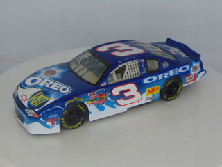 AKCIA 2002 DALE EARNHARDT JR #3 CHEVY MONTE CARLO OREO RITZ NASCAR - 1/24