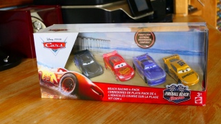 McQueen - Autá 3 Pixar Piston Beach Racing 4-Pack