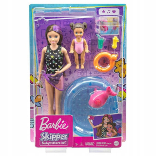 Barbie opatrovateľka bábika pláva v bazéne