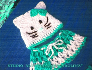 HELLO KITTY Cap + Sukňa + Getts = Ahoj Kitty = 4 vzory