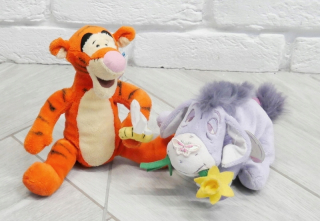 Medvedík Pú - Disney_kubuś puchatek_20-22cm Nové 2ks