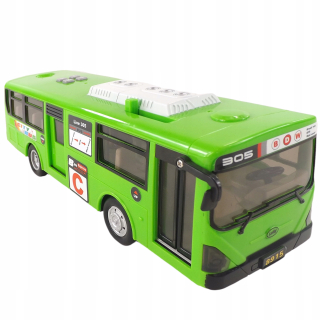 Veľký autobus otvorený dvere znie svetlo 8915z