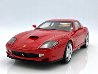 Ferrari F550 Maranello - Red GT Spirit 1:18