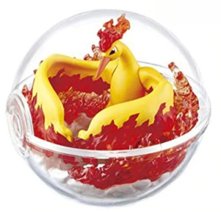 Pokemon figúrka v pokeballu: Moltres