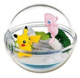 Pokemon figúrka v pokeballe: Pikachu a Mew