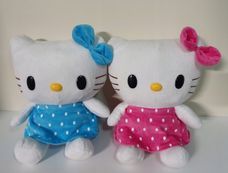 HELLO KITTY Helo Kity Kiti Cuddly Plush Bear Sings 30cm