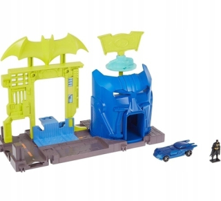 BATMAN -  Horúce kolesá batman jaskyňa magnice auto