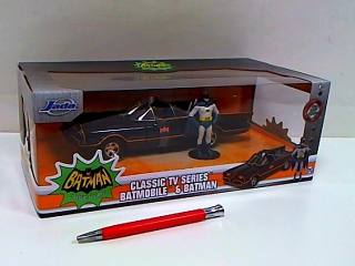 BATMAN -  Jada Batman 1966 Classic Batmobile 1:24 321-5001
