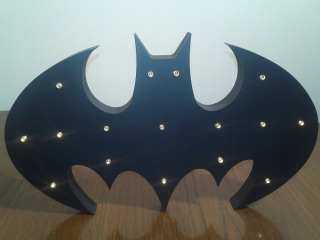 BATMAN - LED drevená batéria 50 cm obrovská kvalita