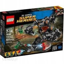 BATMAN -  Lego Attack KnightCrawler v tuneli 76086