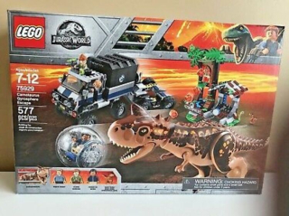 Jurský svet - Lego Jursic 75929 Escape z Karnotaur