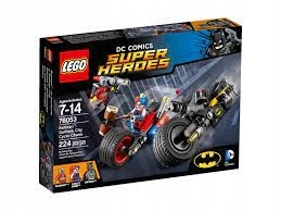 BATMAN -  Lego Super Heroes Chase v Gotham City 76053