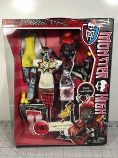 Monster High Bábiky - Monštrum vysoký poslať pavúk lásky móda