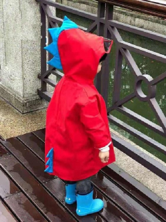 Minnie Mouse - Vonkajší roztomilý dinosaur polyester dzick červená L.