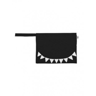 Hľadať Traveller Shark Black Baby Bites