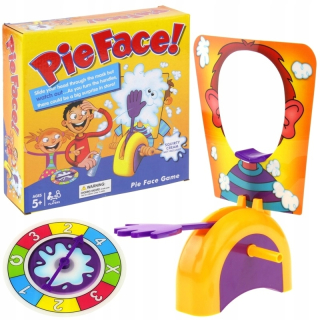 Rodinná párty hra Pie Face s tortou na tvári