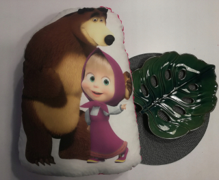 Máša a medveď - Vankúš, ktorý máte a cuddly medveď