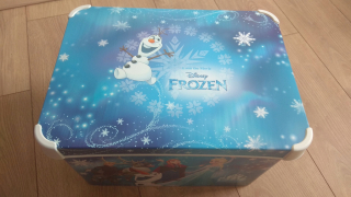 Elsa Frozen - Kontajnerové box Cuver Pozemok z ľadu Veľkosť L NOVÉ