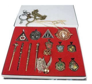 HARRY POTTER - Harry Potter Dumbledore Hermiona Voldemort