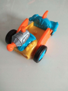 SUPER ZINGS - Super Zings 4 - Megajet Blaster Punch Žltá