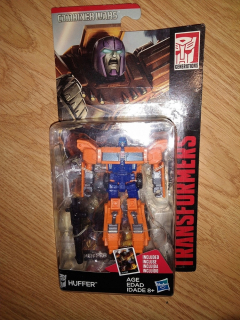 TRANSFORMERS - Transformers Combiner Wars Huffer