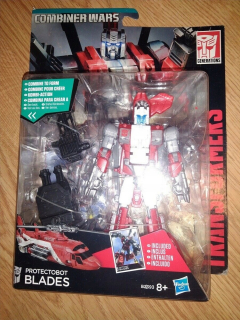 TRANSFORMERS - Transformers Combiner Wars ProtecBobot Bodes