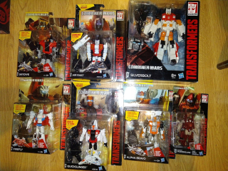 TRANSFORMERS - Transformers Combiner Wars Superion G1 AärialBots