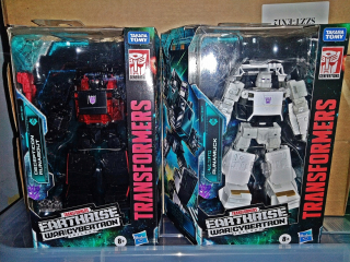 TRANSFORMERS - Transformers Esthtrise WFC Runabout + Runamuck