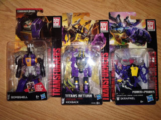 TRANSFORMERS - Transformers Conder Kickback Bombshell