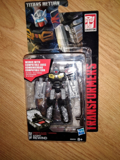 TRANSFORMERS - Transformers Titans Return Rewind