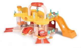 McQueen - Vroom Planet Car 3 Garage 120423 SMOBY