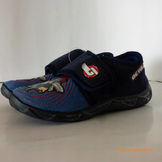 BEN 10 - Papuče pre suchý zips Beyblade Non-sklz R 29 D